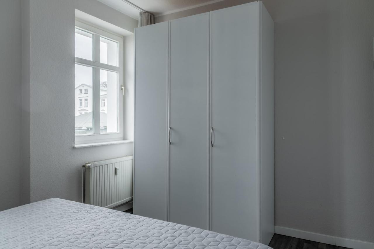 Strandnahe 2-Raum-Ferienwohnung Im Zentrum - Residenz Strandeck Fewo 02 Goehren  Ngoại thất bức ảnh